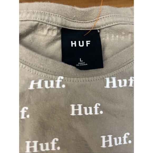 HUF Men's All Over Logo Graphic Short Sleeve T-Shirt Tan Size Large - Picture 7 of 9